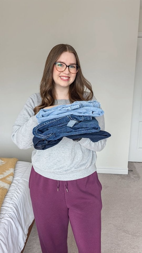 Women's High Rise Drapey Wide Leg Jean