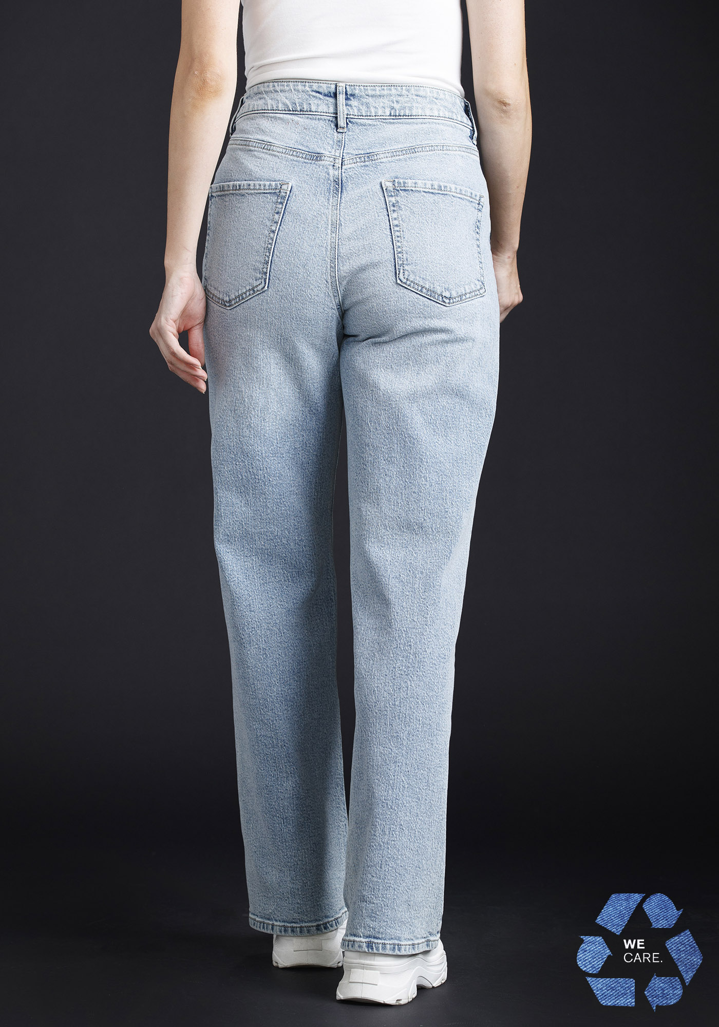 Women's High Rise Destroyed Wide Leg Jeans