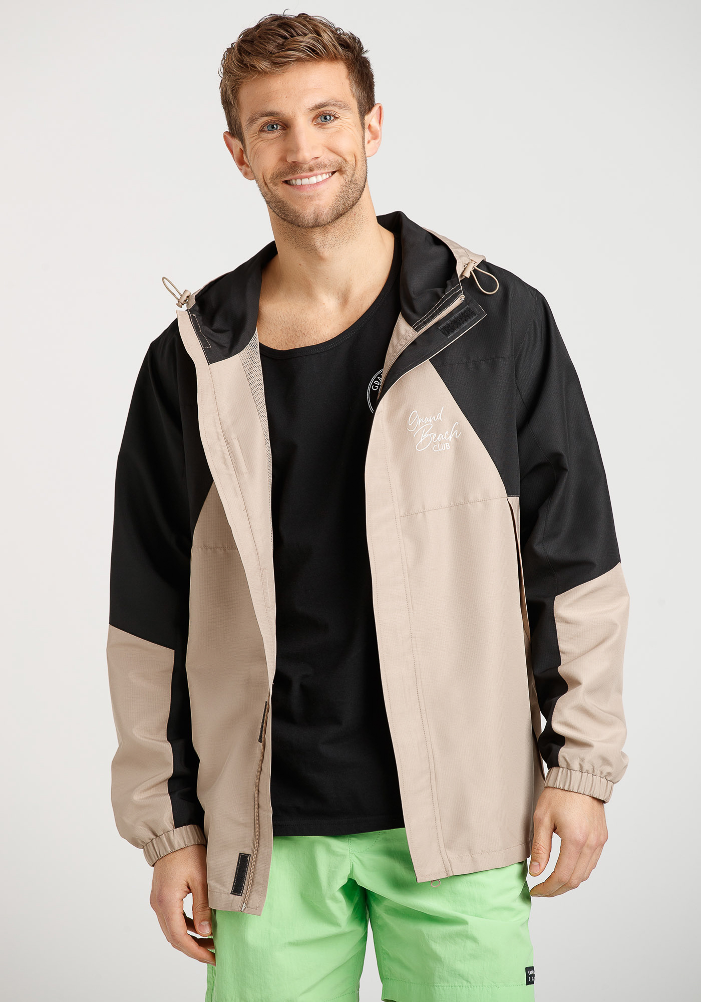 こたclubhaus Hood Windbreaker Mサイズ CE_25739_2d032514-5cb7-4ed0-